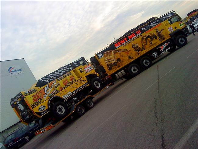 Dakar 2012 a technika KM Racing týmu v jeho první půlce
