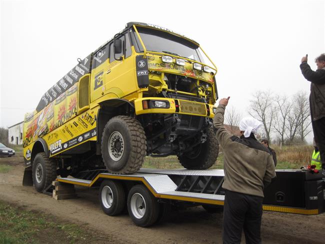 Dakar 2012 na dohled:  Technika KM Racing odjdme do Le Havre