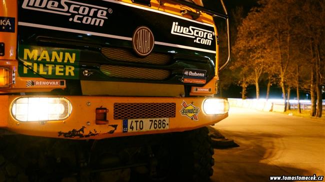 Afrika Eco Race 2011/2012 - technické přejímky Tatry Tomáše Tomečka