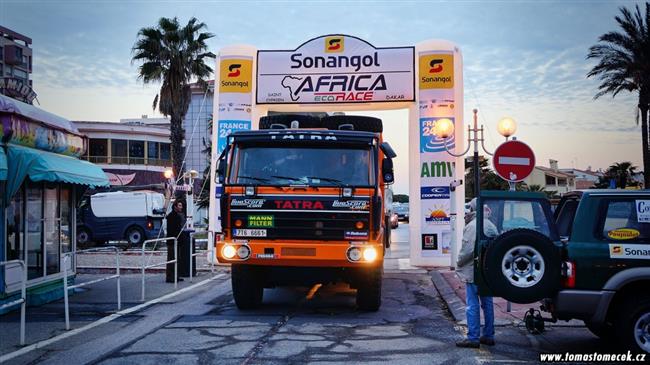 Afrika Eco Race 2011/2012 - technické přejímky Tatry Tomáše Tomečka