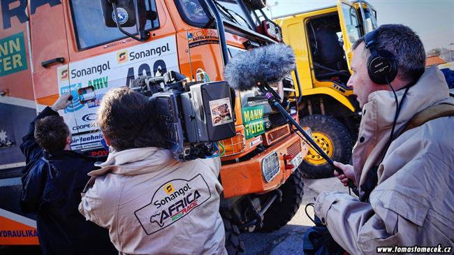Afrika Eco Race 2011/2012 - technické přejímky Tatry Tomáše Tomečka