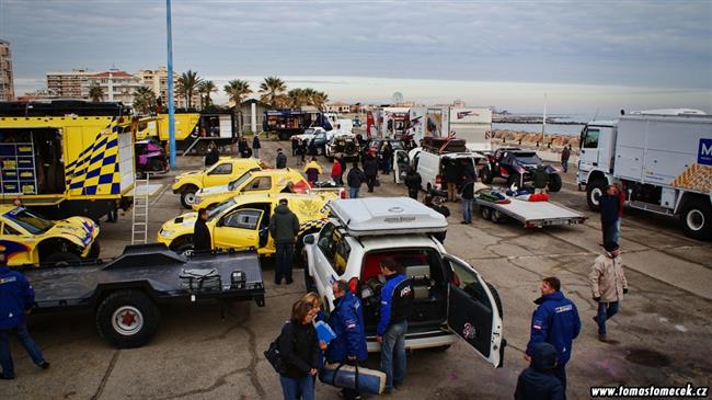 Afrika Eco Race 2011/2012 - technické přejímky Tatry Tomáše Tomečka