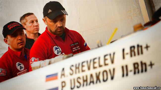 Afrika Eco Race 2011/2012 - technické přejímky Tatry Tomáše Tomečka