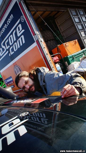 Afrika Eco Race 2011/2012 - technické přejímky Tatry Tomáše Tomečka
