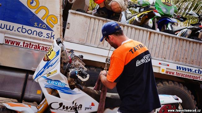 Africa Eco Race 2011/2012 - vyhlašování výsledků a atmosféra akce