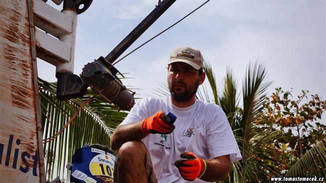 Africa Eco Race 2011/2012 - vyhlašování výsledků a atmosféra akce