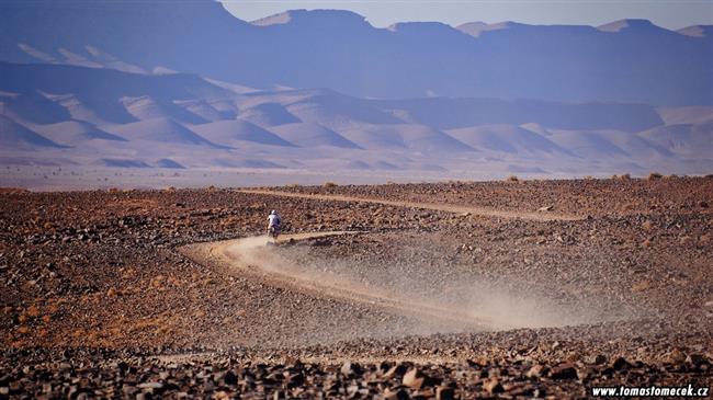 Africa Eco Race 2012 dorazila do ndhernch dunovch pol Mauretnie.