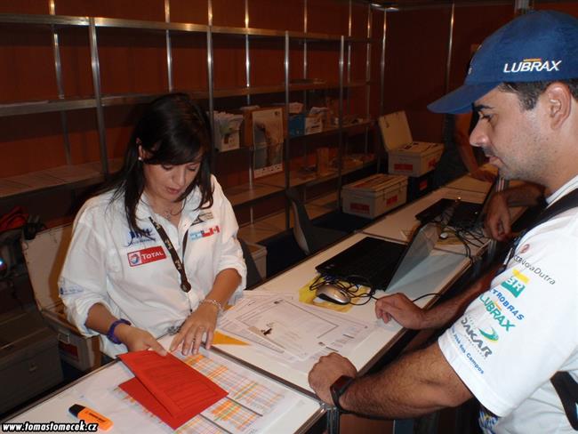 Dakar 2012- technické přejímky Tatry André Azeveda