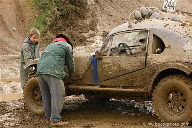 Bahenní koupel aneb Offroadmarathon Dobřany 2011