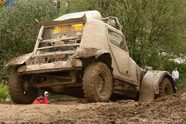 Bahenní koupel aneb Offroadmarathon Dobřany 2011