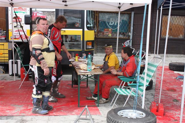 Na Baja Poland zastupoval český tým Offroadsport jen  Konrád Sobecky. Dojel čtvrtý.