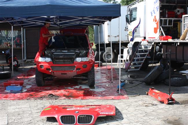Na Baja Poland zastupoval český tým Offroadsport jen  Konrád Sobecky. Dojel čtvrtý.