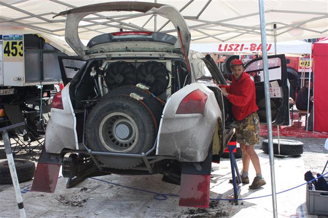 Na Baja Poland zastupoval český tým Offroadsport jen  Konrád Sobecky. Dojel čtvrtý.