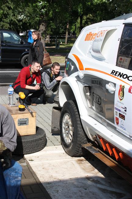 Na Baja Poland zastupoval český tým Offroadsport jen  Konrád Sobecky. Dojel čtvrtý.