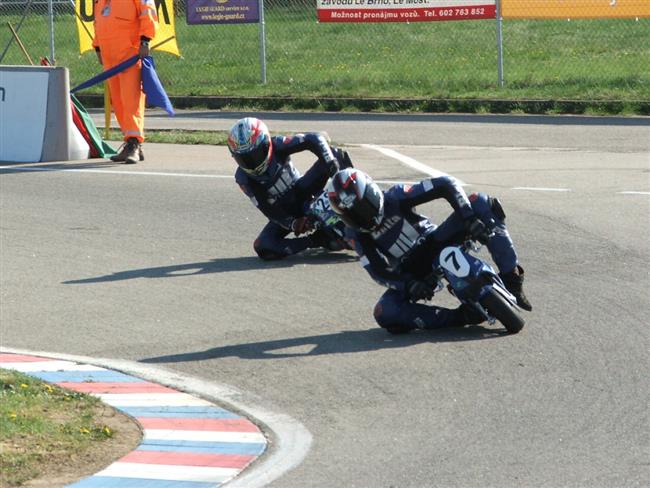 Jarní dubnové závody minibike v Brně, duben 2008, foto Vl. Rožánek