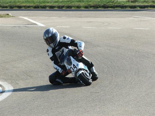 Jarní dubnové závody minibike v Brně, duben 2008, foto Vl. Rožánek