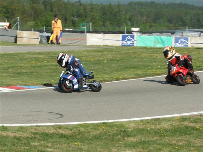 Jarn dubnov zvody minibike v Brn, duben 2008, foto Vl. Ronek