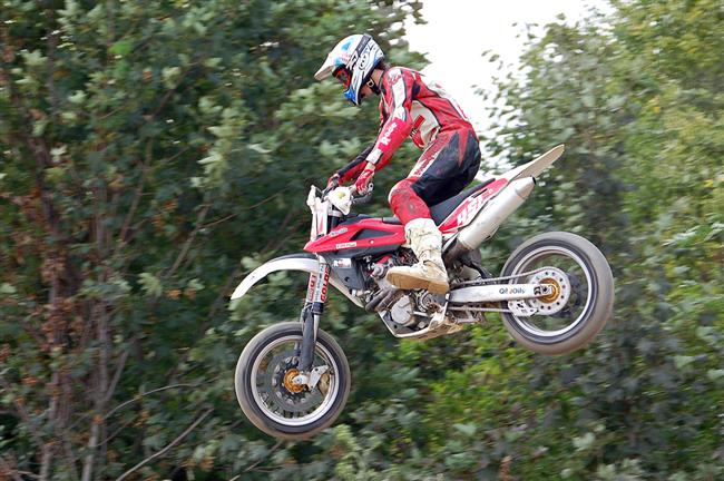 Supermoto ve Vykov 2009 objektivem Duana Bellii