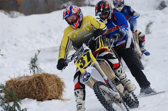 Už 15. vypsaný ročník mistrovských motoskijöringů se blíží.
