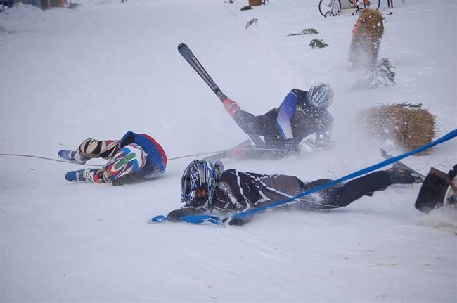 U 15. vypsan ronk mistrovskch motoskijring se bl.