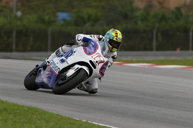 Karel Abraham se bhem prvnch test MotoGP v Sepangu zlepoval