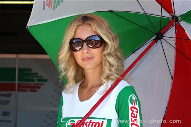MS Superbike 2011 v Brně  a kočičky i jezdci