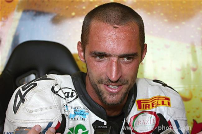 MS Superbike 2011 v Brně  a kočičky i jezdci
