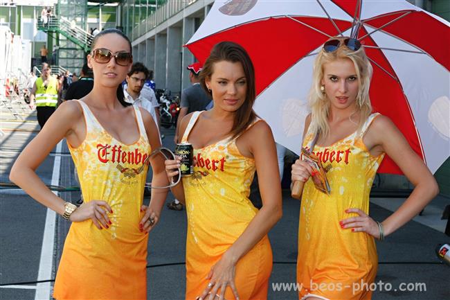 MS Superbike 2011 v Brně  a kočičky i jezdci