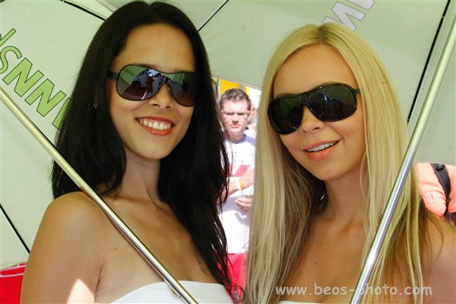 MS Superbike 2011 v Brně  a kočičky i jezdci
