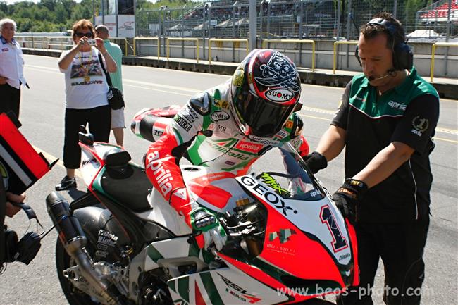 MS Superbike 2011 v Brně  a kočičky i jezdci