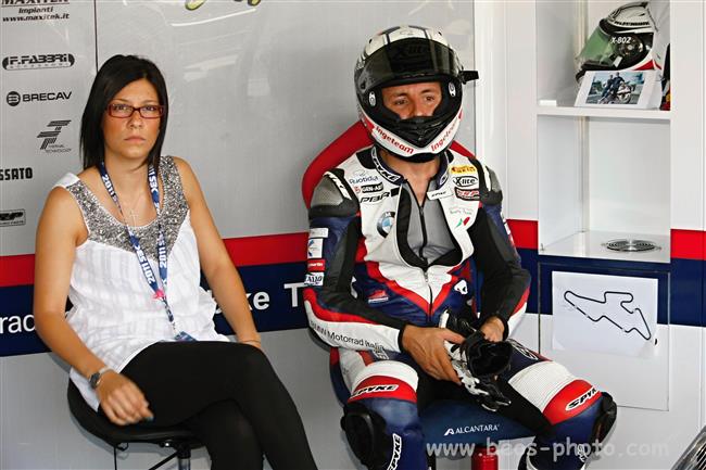 MS Superbike 2011 v Brně  a kočičky i jezdci