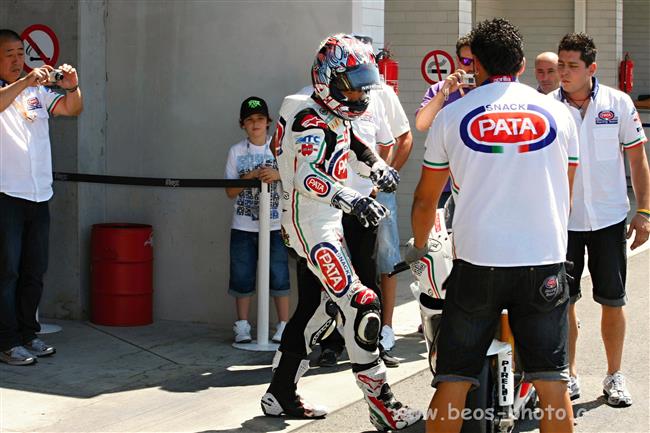 MS Superbike 2011 v Brně  a kočičky i jezdci