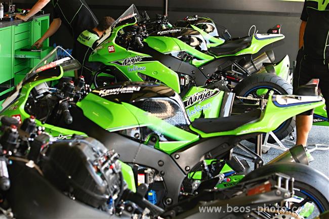 MS Superbike 2011 v Brn  a koiky i jezdci