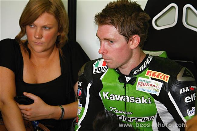 MS Superbike 2011 v Brně  a kočičky i jezdci