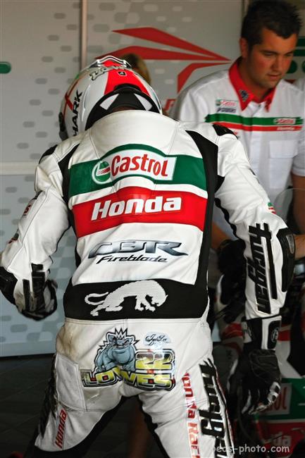 MS Superbike 2011 v Brně  a kočičky i jezdci
