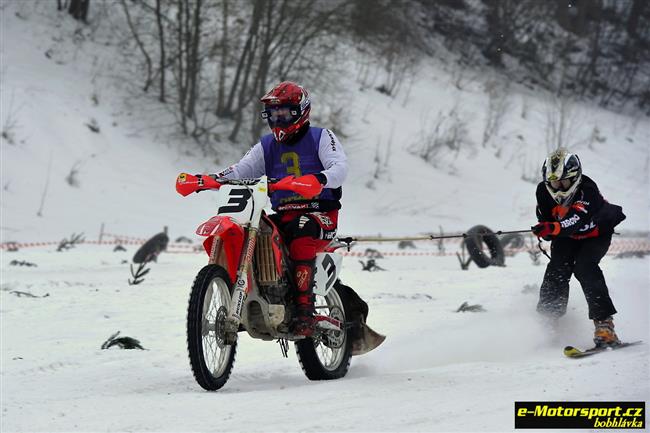 Ve Studeném a v Klášterci nad Orlicí se o víkendu konečně rozjede motoskijöring!