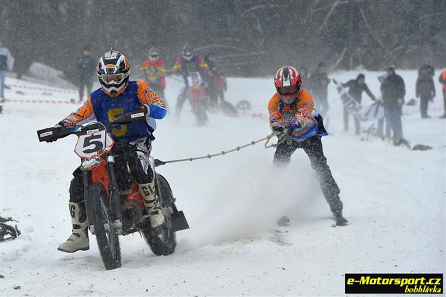 Ve Studeném a v Klášterci nad Orlicí se o víkendu konečně rozjede motoskijöring!