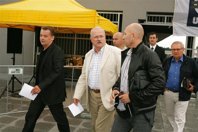 Vek ceny Slovensk republiky 2011 na Slovakiaringu se zastnilo pes 200 jezdc