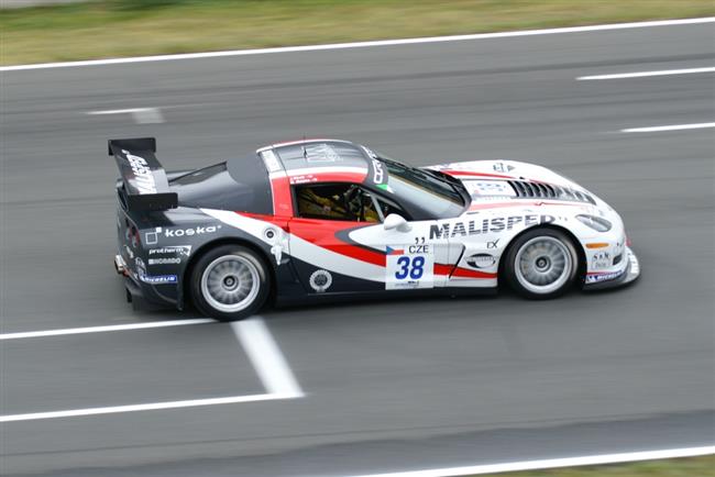 FIA GT3 v Nogaru 2008: Spousta starost pro Lacka s Vojtchem s Corvetou