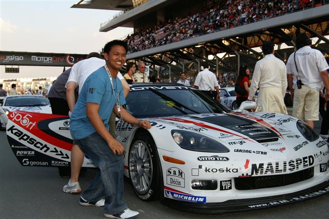 V exotick  Dubaji ve finle FIA GT3 2008 roudnick  Corveta opt  vborn.Tm celkov TVRT !!