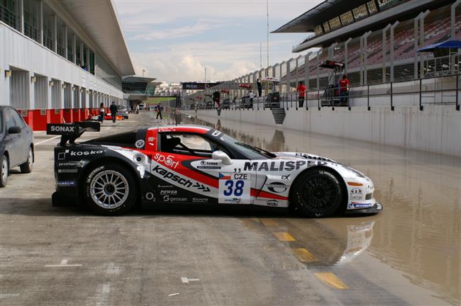 V exotick  Dubaji ve finle FIA GT3 2008 roudnick  Corveta opt  vborn.Tm celkov TVRT !!