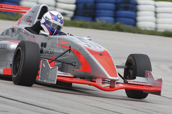 Testy F3 , foto týmu Palmi motorsport
