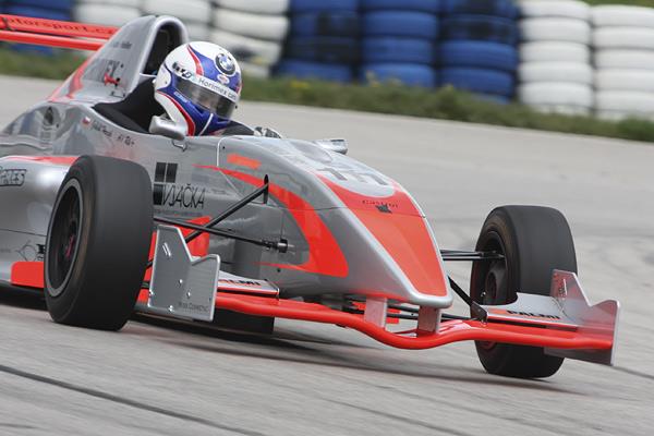 Testy F3 , foto tmu Palmi motorsport