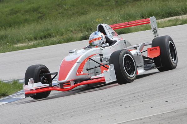 Testy F3 , foto týmu Palmi motorsport
