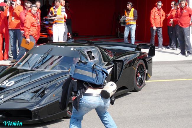 Ferrari days 2009 - bezohledny fotograf, foto  V. Klígl