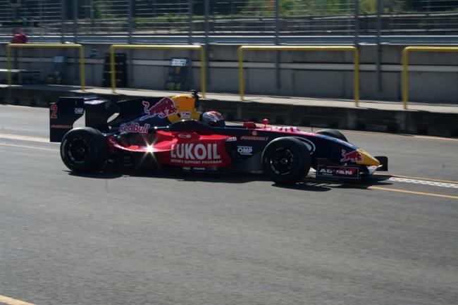 Formule Master pedloila svoji vizitku pi testech  na okruhu v Brn