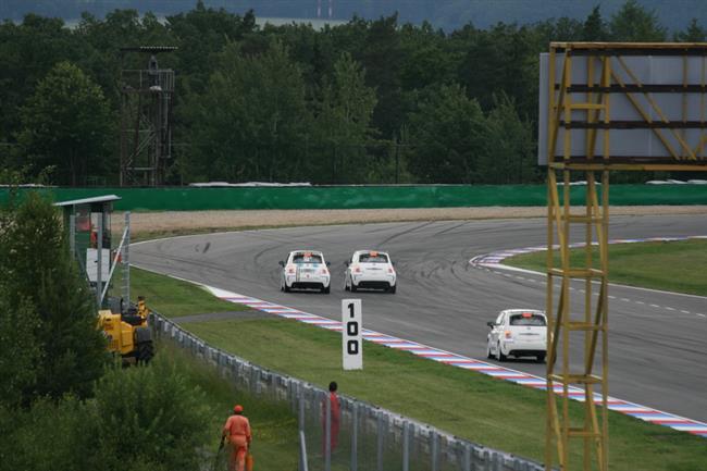 Petr Fulín v Brně s Fiatem Abarth, foto týmu