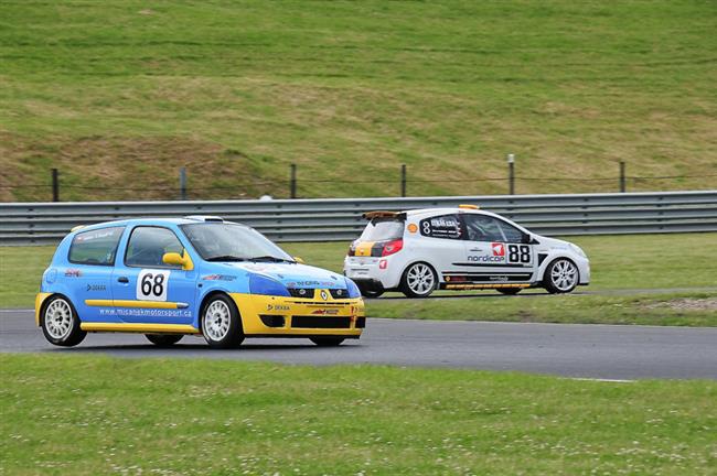 Mičánek Motorsport v červnovém¨Mostě, foto týmu