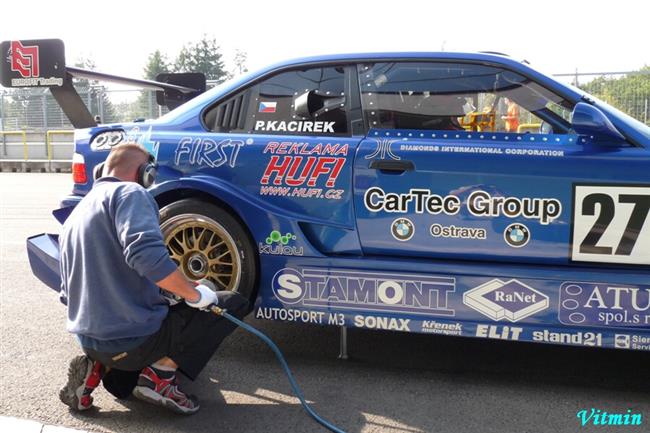 Petr Kačírek si letos naplánoval osmnáct závodních víkendů ma okruzích i v rallye