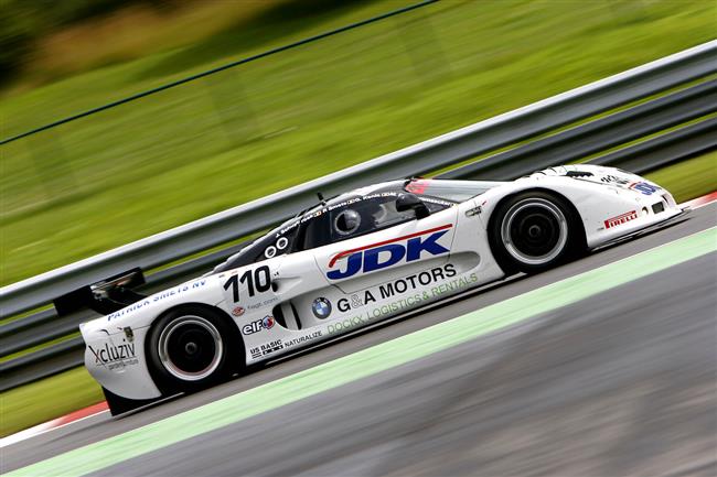 Tom Enge absolvuje v sezon 2010 premirov cel ronk mistrovstv svta FIA GT1